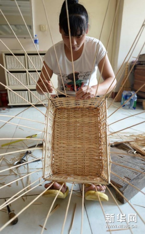 http://yisela.cn/uploadfile/2014/0714/20140714024536935.jpg