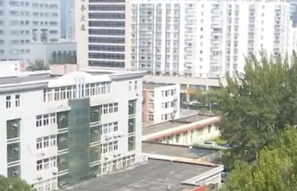 與鄰居共用的樓梯平臺(tái) 可以私自圈占嗎？