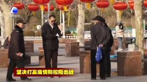 市民應(yīng)盡量減少室外活動 出行佩戴口罩